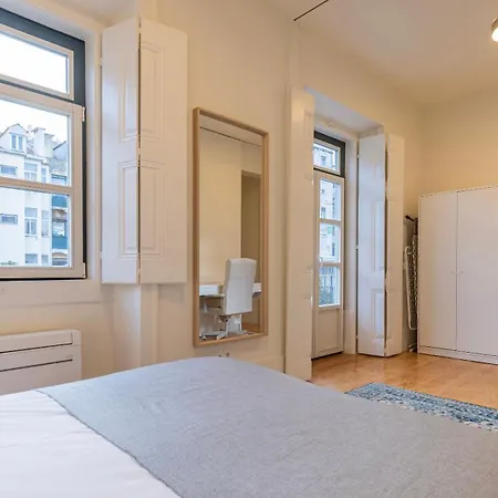 2bdr Alcantara Nest By Lovelystay Apartman Lisboa