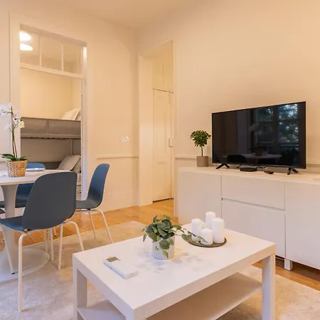 2bdr Alcantara Nest By Lovelystay Апартаменты