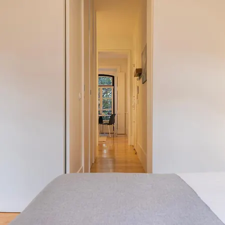 2bdr Alcantara Nest By Lovelystay * Лиссабон